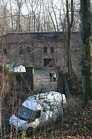 Living in a Box 0009